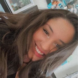 Meet your Posher, Mia